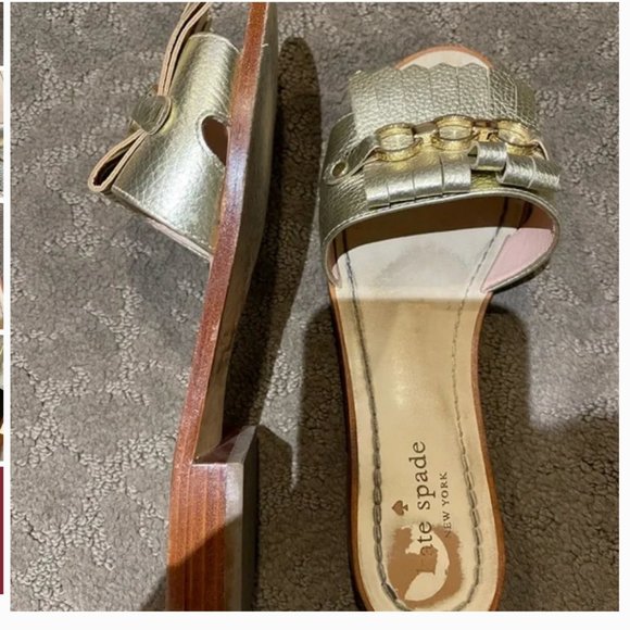 Kate Spade Brie Gold Leather Kiltie Slide Sandals in Metallic size 6.5 - Picture 10 of 10